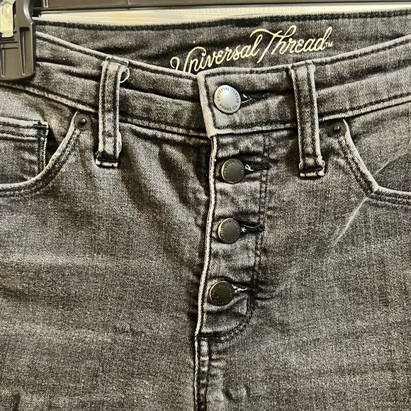 Universal Thread High Rise Jeans - Picture 6 of 6